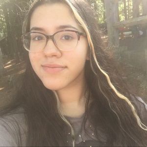 Meet your Posher, Nicole